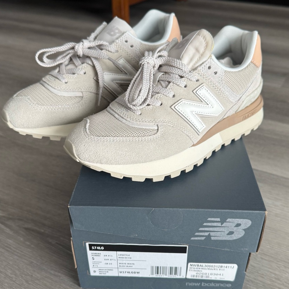 New Balance 574 Sneakers Ivory/Cream Women’s US 6.5/Men’s US 5 (U574LGDW)